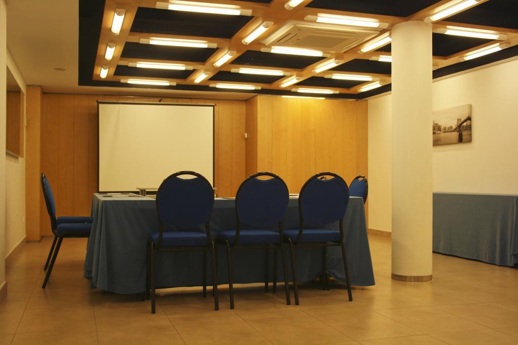 Hotel Abbot Barcelona Ngoại thất bức ảnh