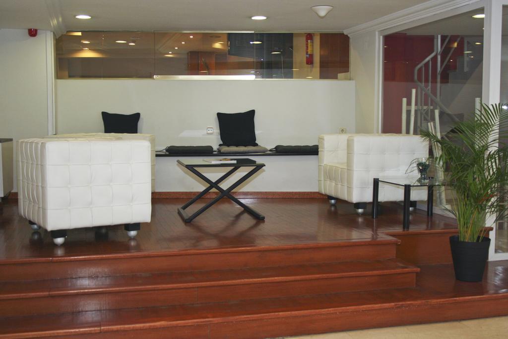 Hotel Abbot Barcelona Ngoại thất bức ảnh