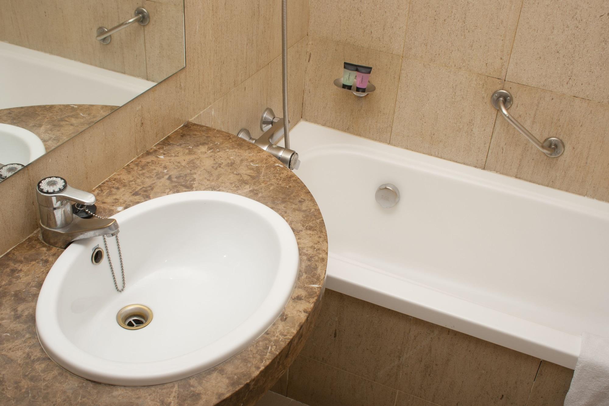 Hotel Abbot Barcelona Ngoại thất bức ảnh