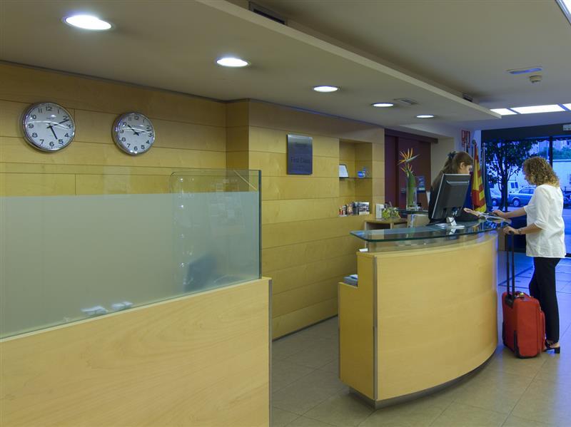 Hotel Abbot Barcelona Ngoại thất bức ảnh