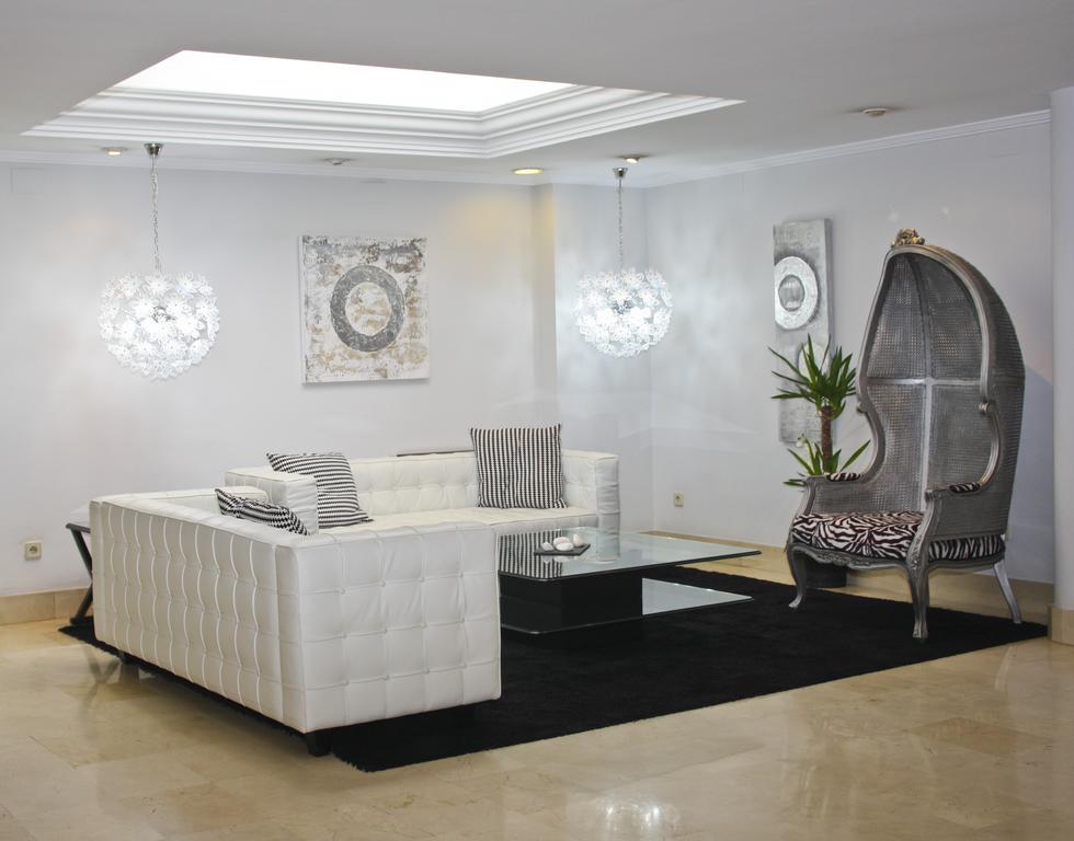 Hotel Abbot Barcelona Ngoại thất bức ảnh